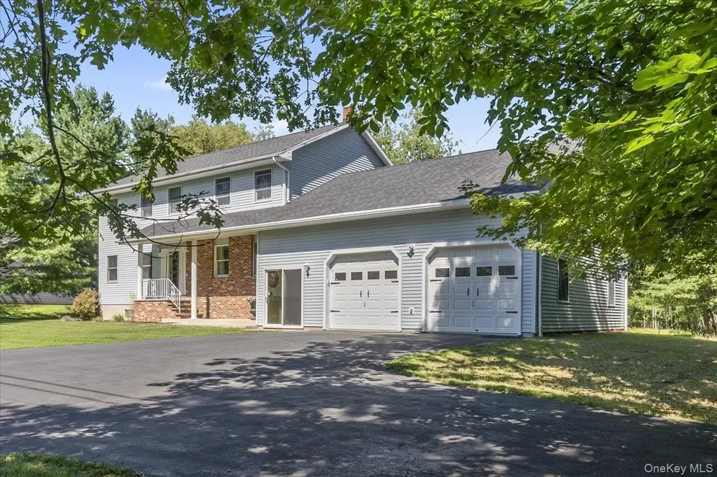 29 Stone Mountain Road Cairo NY 12473