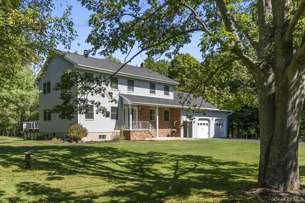 29 Stone Mountain Road Cairo NY 12473