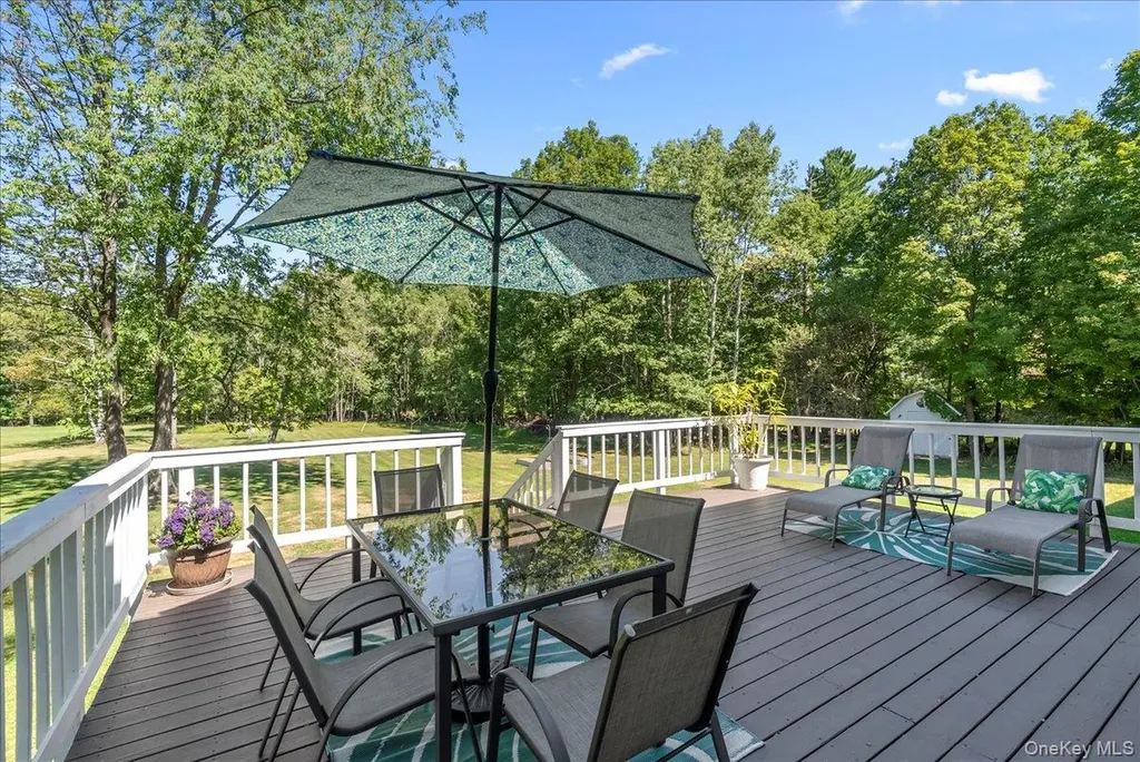 29 Stone Mountain Road Cairo NY 12473