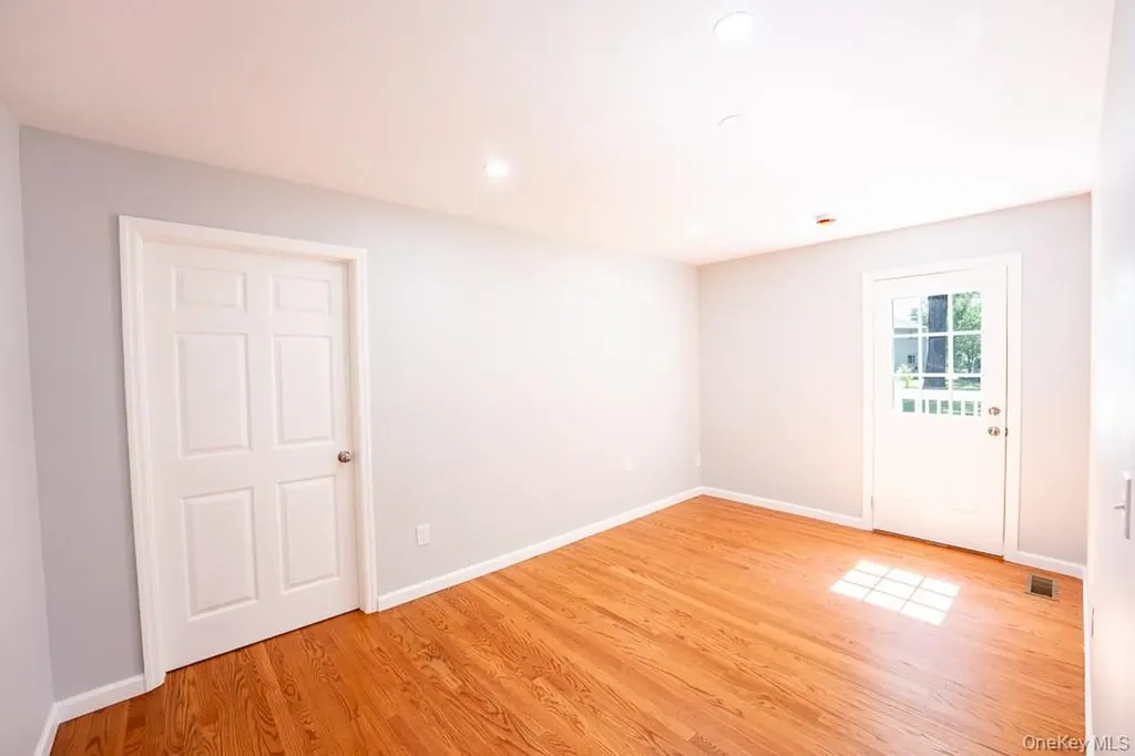 25 Robin Road Poughkeepsie NY 12601