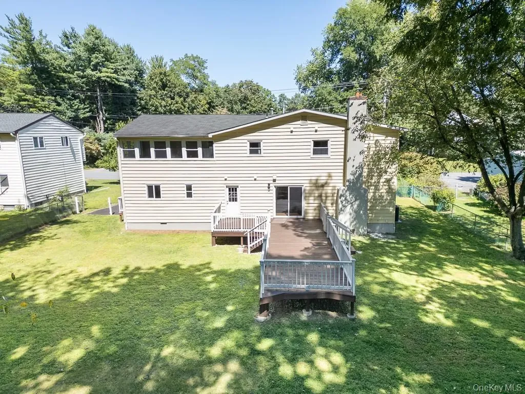 25 Robin Road Poughkeepsie NY 12601