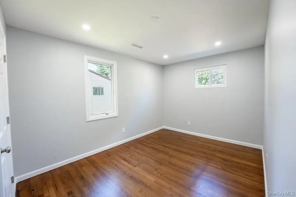 25 Robin Road Poughkeepsie NY 12601