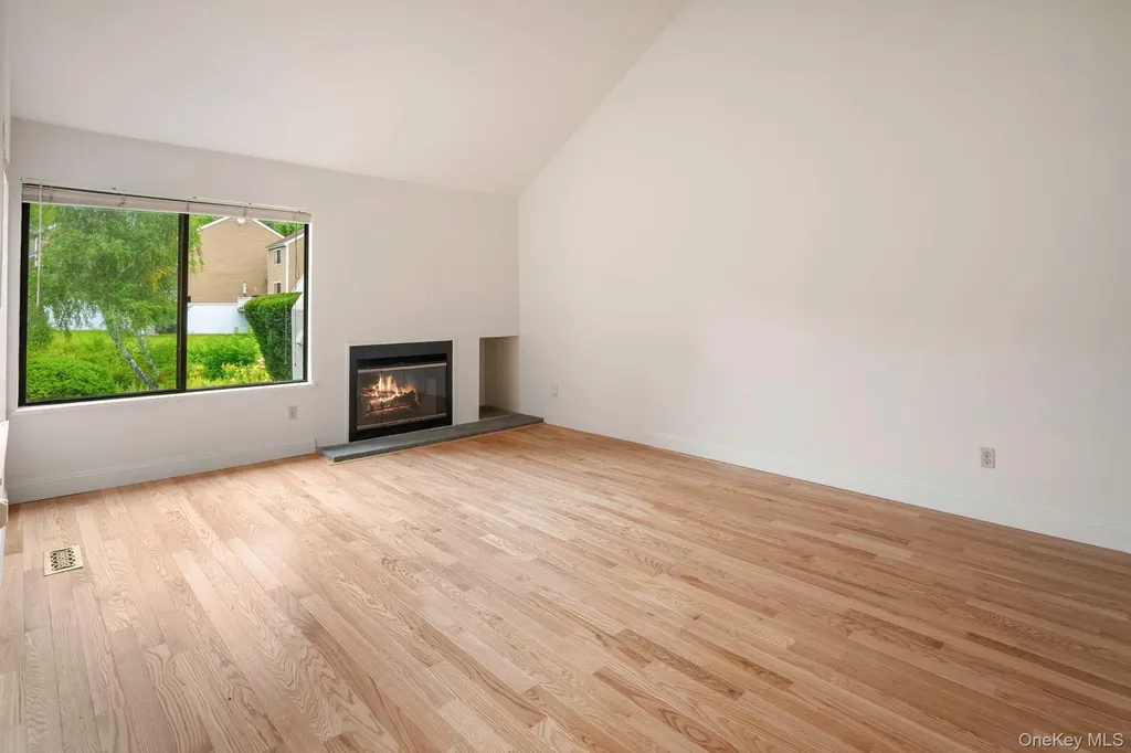 30 Rambling Brook Road Chappaqua NY 10514