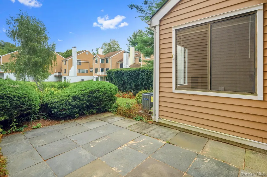 30 Rambling Brook Road Chappaqua NY 10514