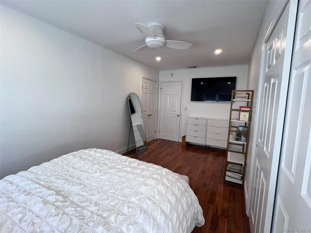 71 Boyd Street Long Beach NY 11561