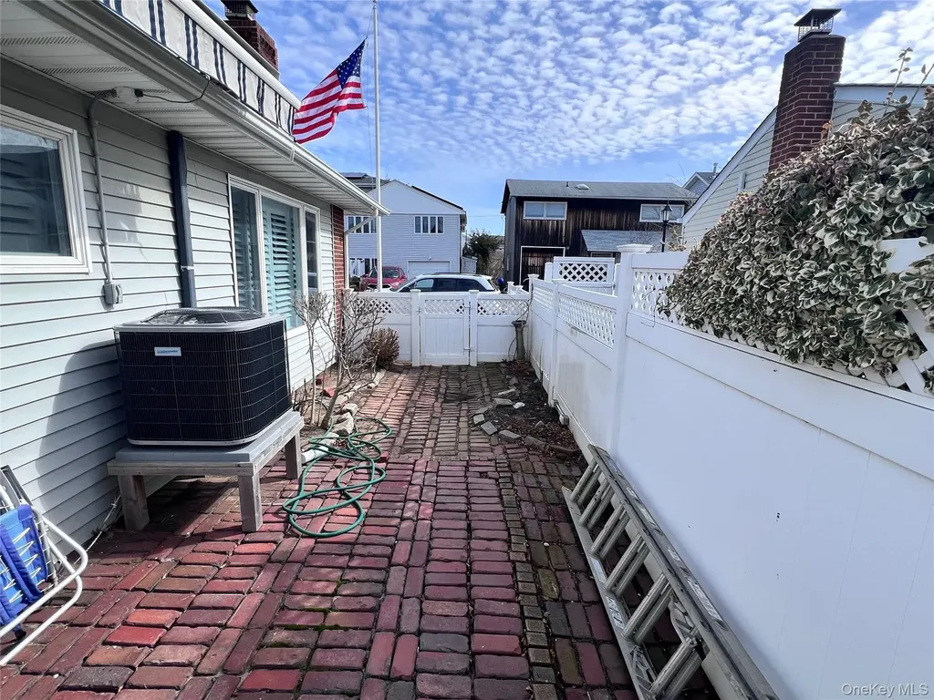 71 Boyd Street Long Beach NY 11561