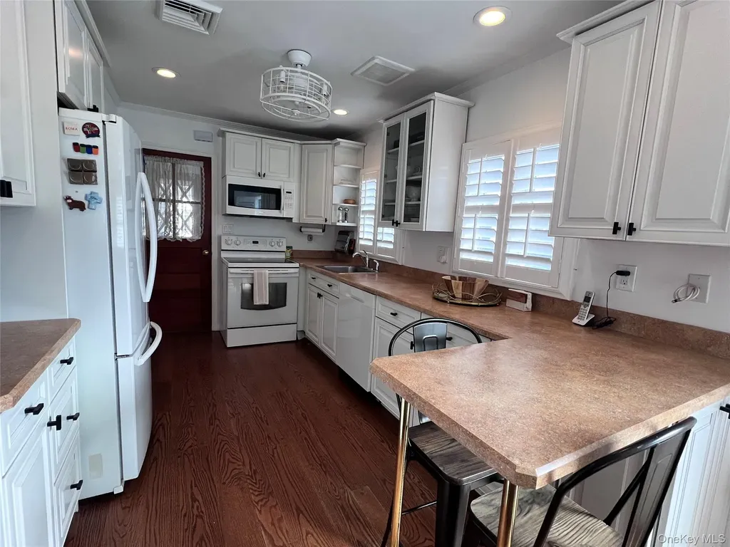 71 Boyd Street Long Beach NY 11561