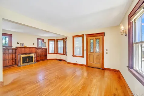 2780 Natta Boulevard Bellmore NY 11710