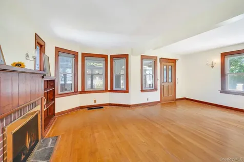 2780 Natta Boulevard Bellmore NY 11710