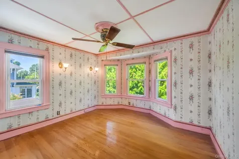 2780 Natta Boulevard Bellmore NY 11710