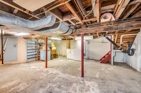 2780 Natta Boulevard Bellmore NY 11710