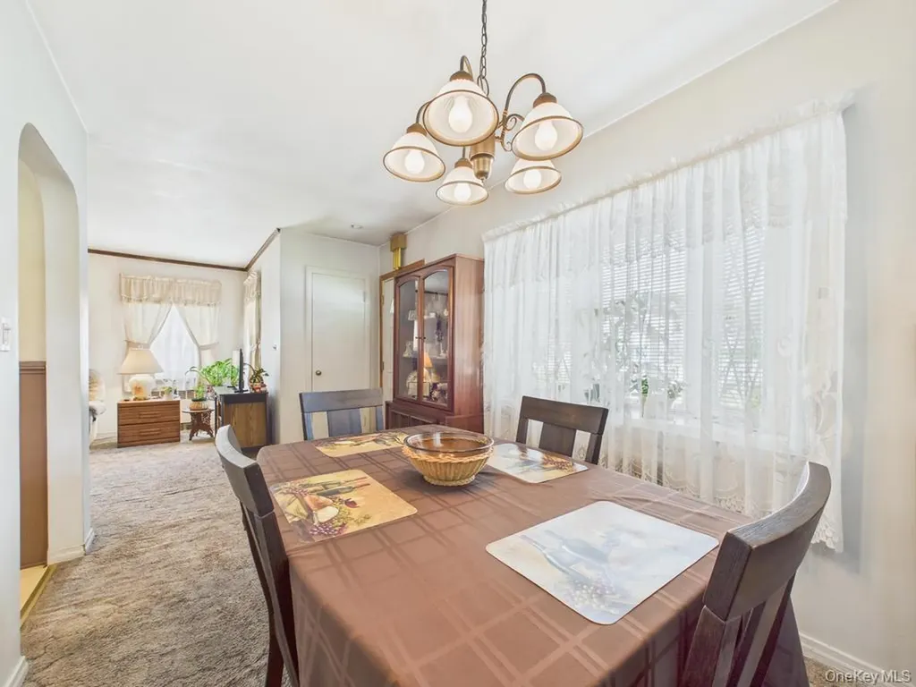 81 Cedarlawn Boulevard Valley Stream NY 11580