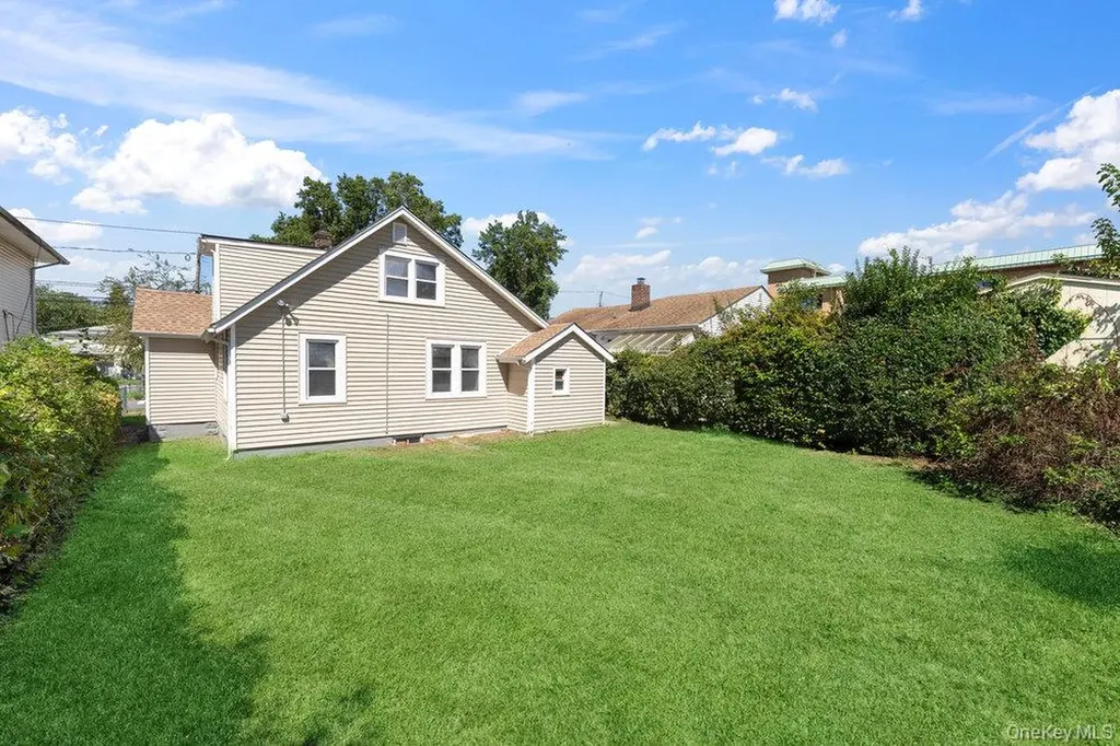 144 Cornell Street Hempstead NY 11550