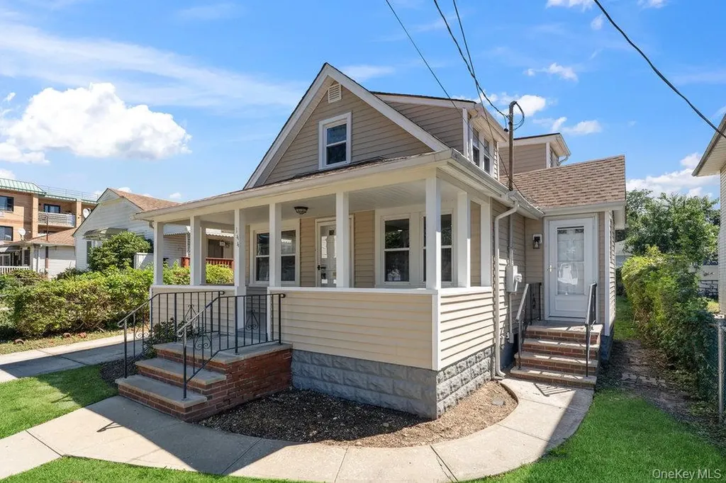 144 Cornell Street Hempstead NY 11550