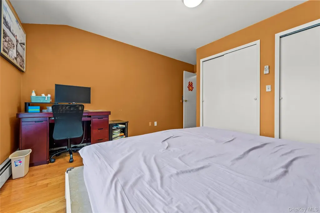 26 Conger Staten Island NY 10305