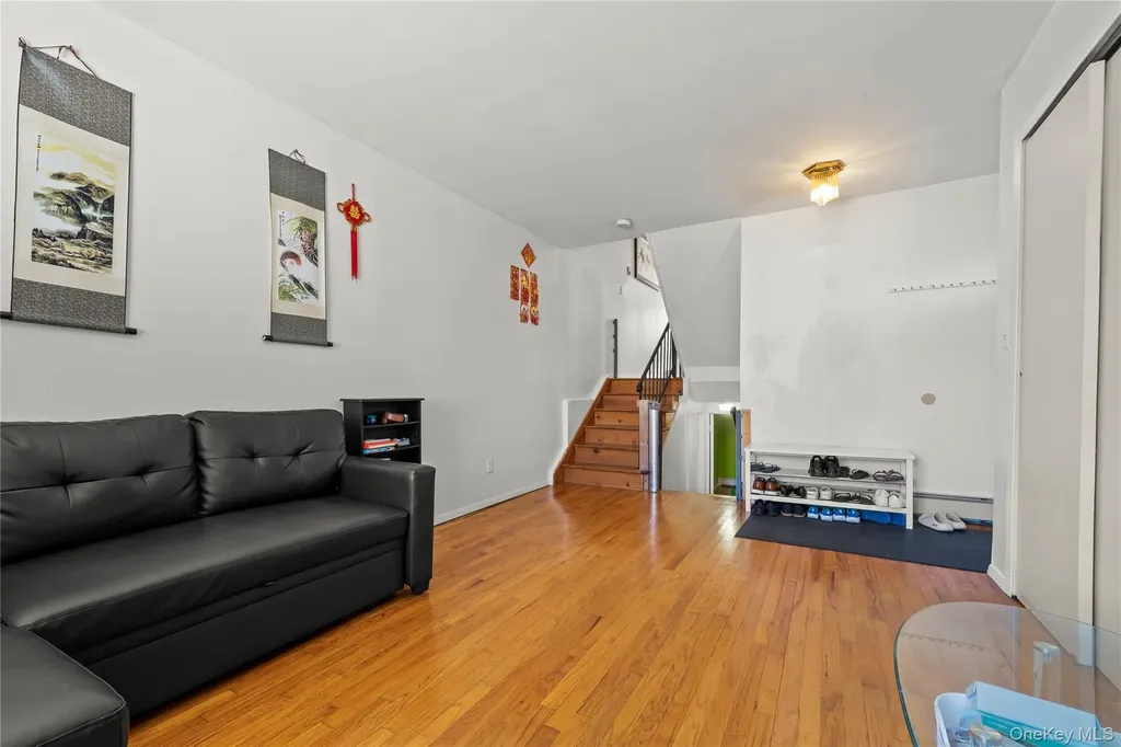 26 Conger Staten Island NY 10305