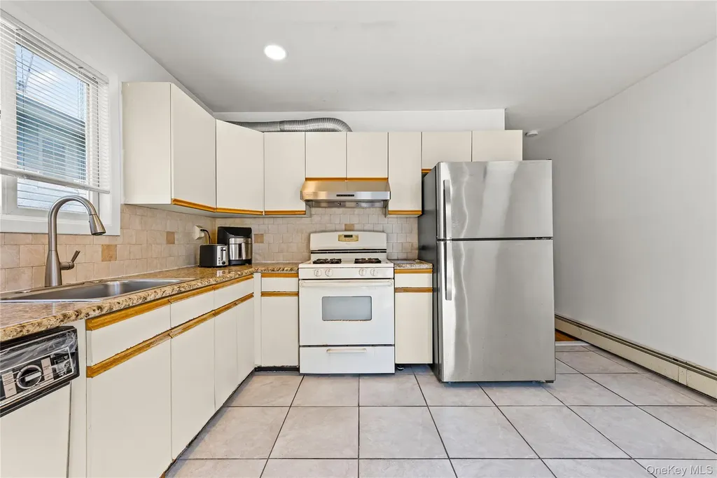 26 Conger Staten Island NY 10305