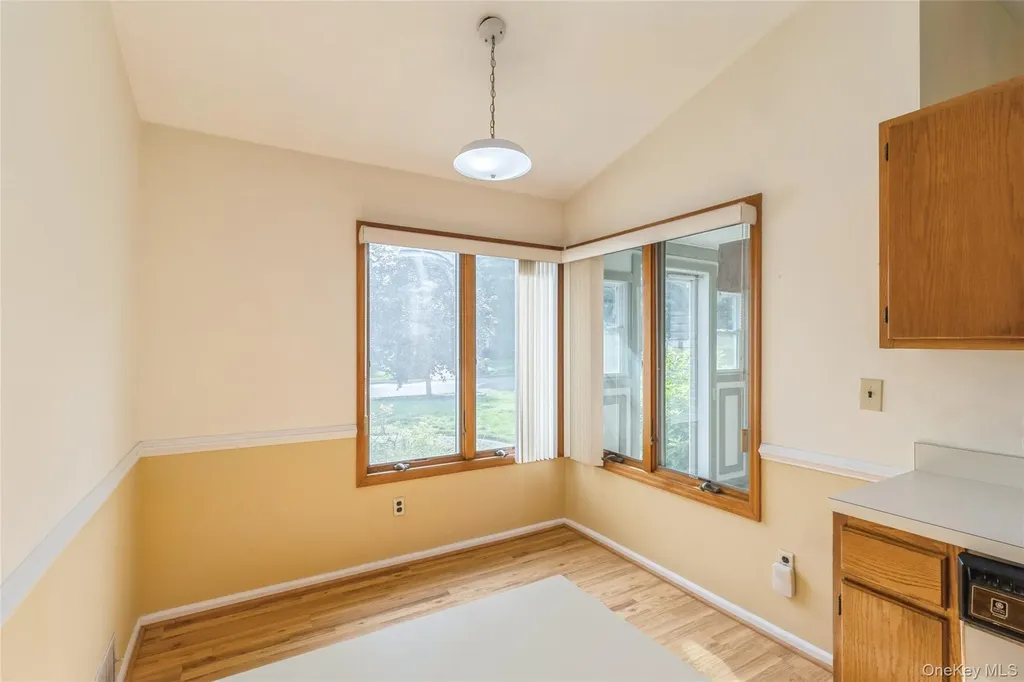 10 Royal Drive Coram NY 11727