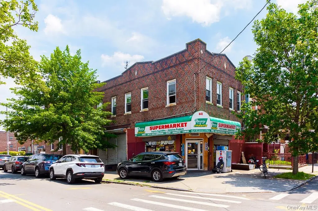 612 Hegeman Avenue Brooklyn NY 11207