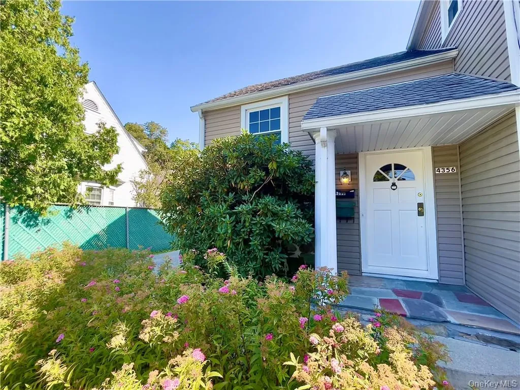 4354-4356 Albany Post Road Hyde Park NY 12538