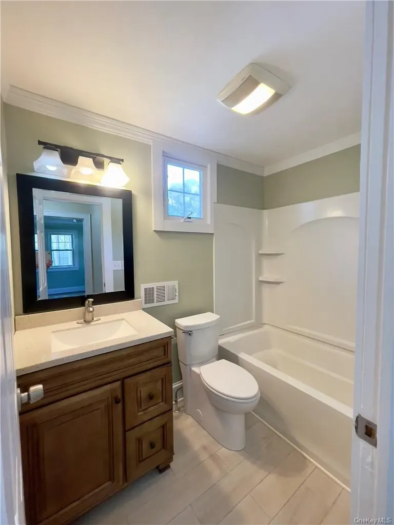 4354-4356 Albany Post Road Hyde Park NY 12538