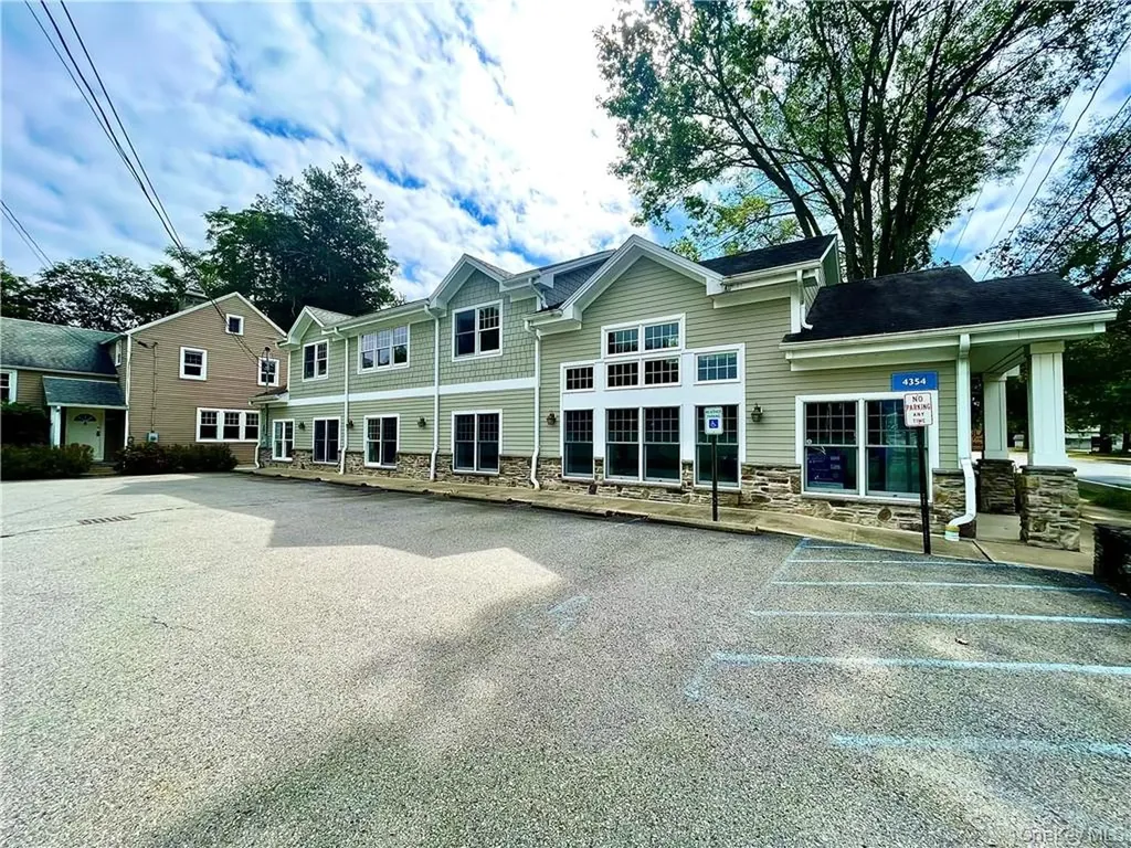 4354-4356 Albany Post Road Hyde Park NY 12538