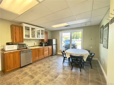 4354-4356 Albany Post Road Hyde Park NY 12538