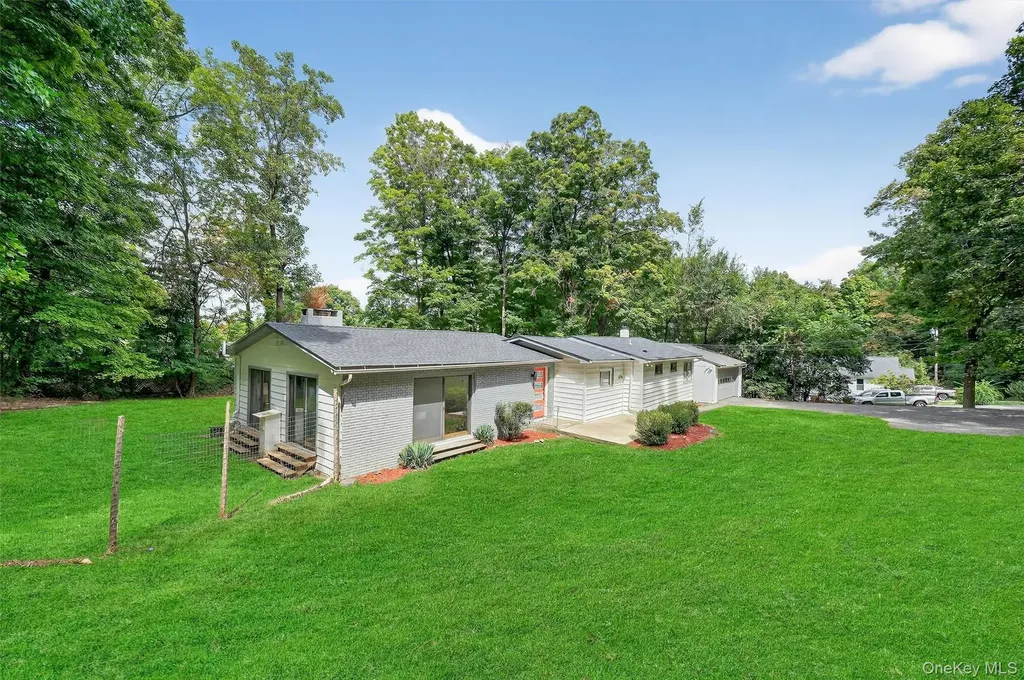 15 Fairview Road Beacon NY 12508