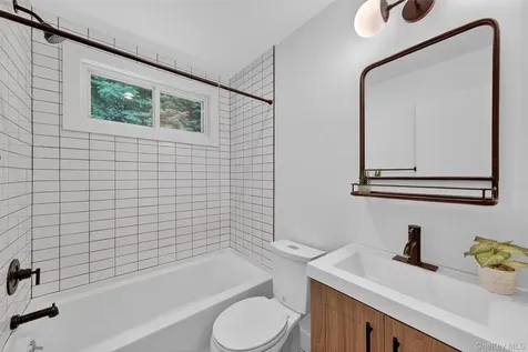 15 Fairview Road Beacon NY 12508