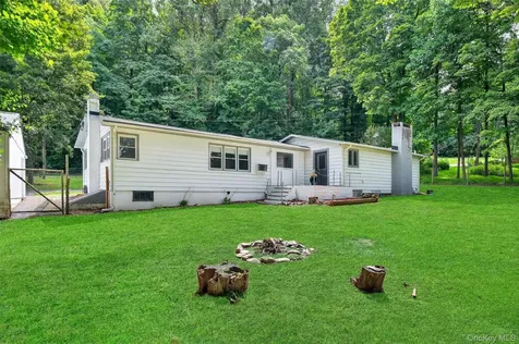 15 Fairview Road Beacon NY 12508