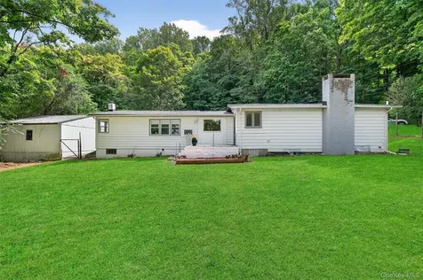 15 Fairview Road Beacon NY 12508