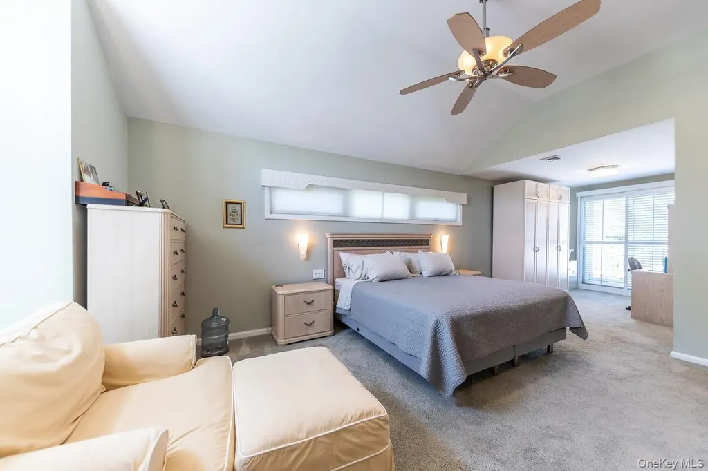 257 E Olive Street Long Beach NY 11561