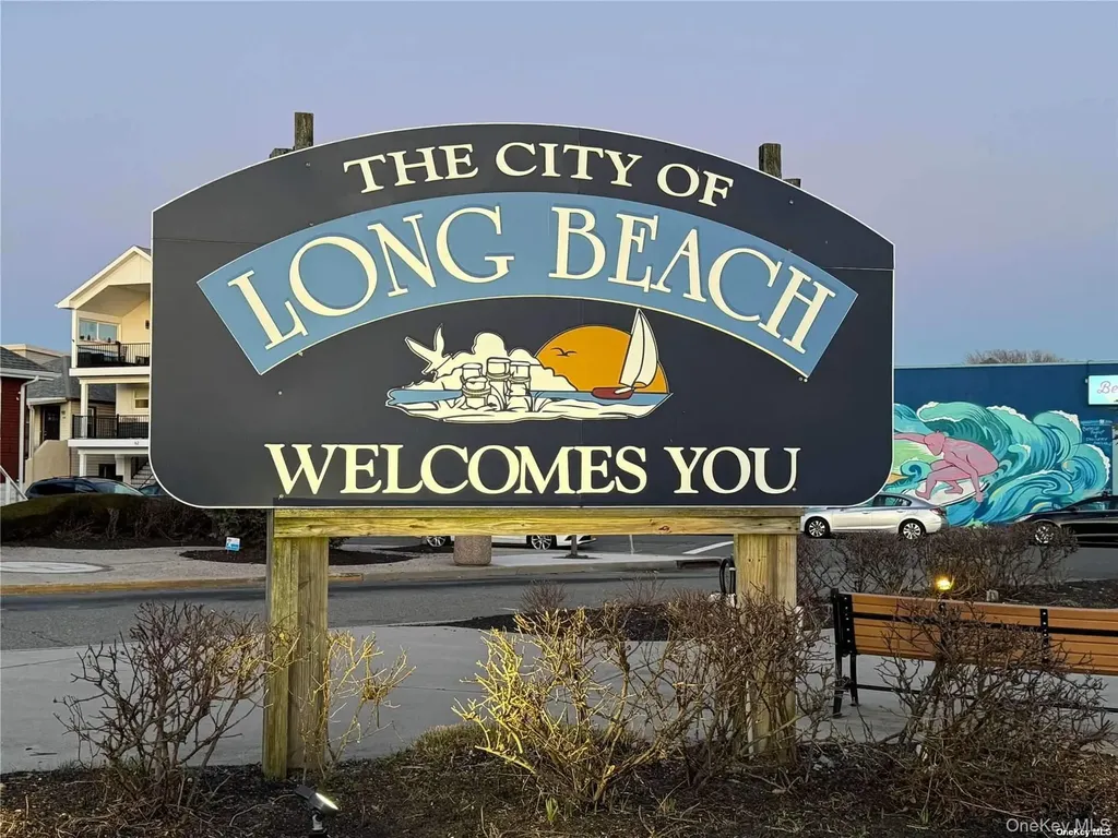 257 E Olive Street Long Beach NY 11561