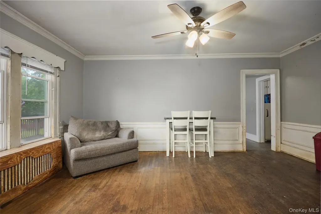 13 Parkview Terrace Poughkeepsie NY 12603