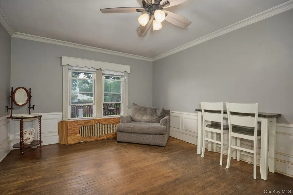 13 Parkview Terrace Poughkeepsie NY 12603