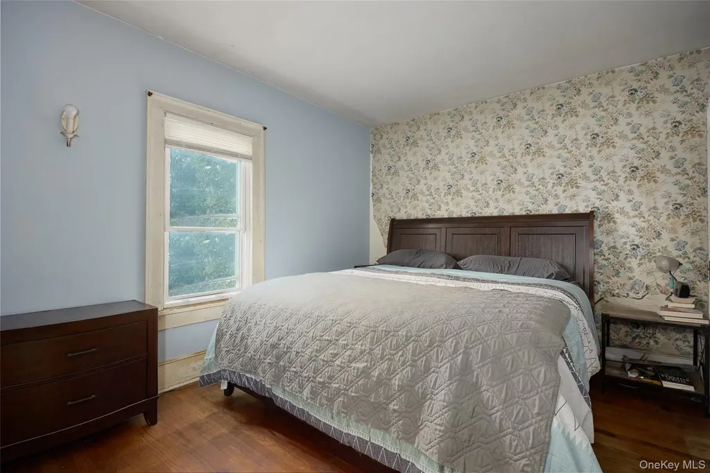 13 Parkview Terrace Poughkeepsie NY 12603
