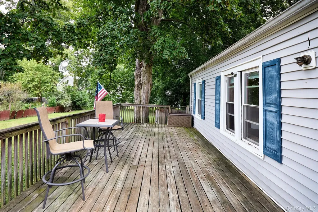 13 Parkview Terrace Poughkeepsie NY 12603