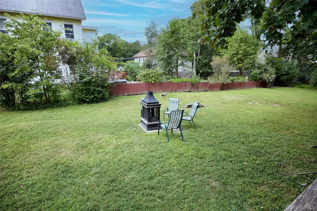 13 Parkview Terrace Poughkeepsie NY 12603