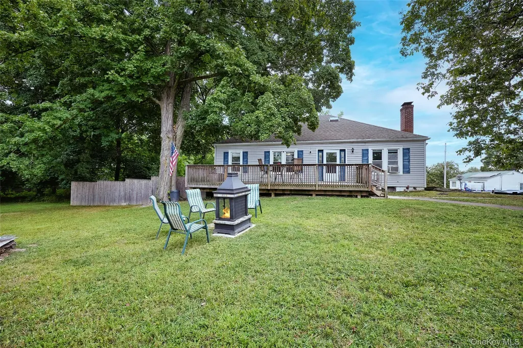 13 Parkview Terrace Poughkeepsie NY 12603