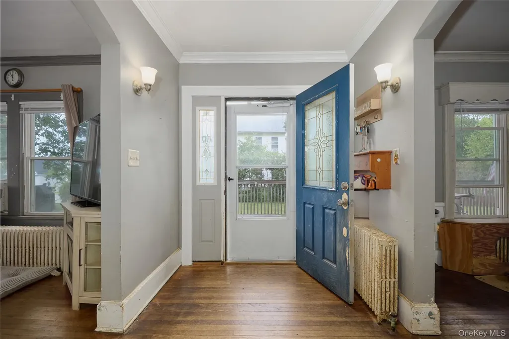 13 Parkview Terrace Poughkeepsie NY 12603