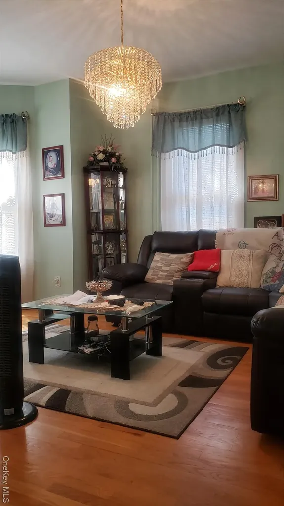 18 S 11th Avenue Mount Vernon NY 10550
