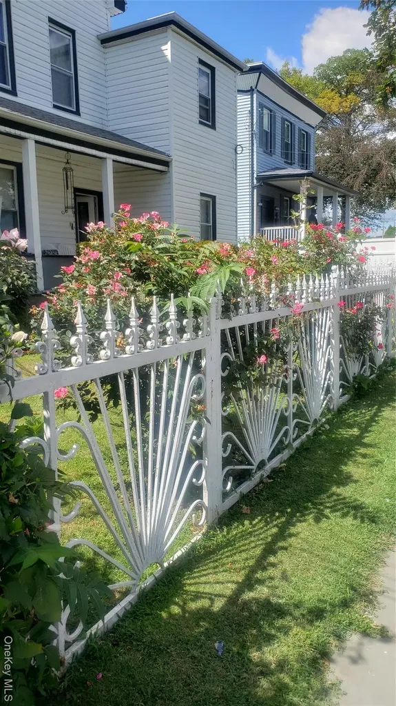 18 S 11th Avenue Mount Vernon NY 10550