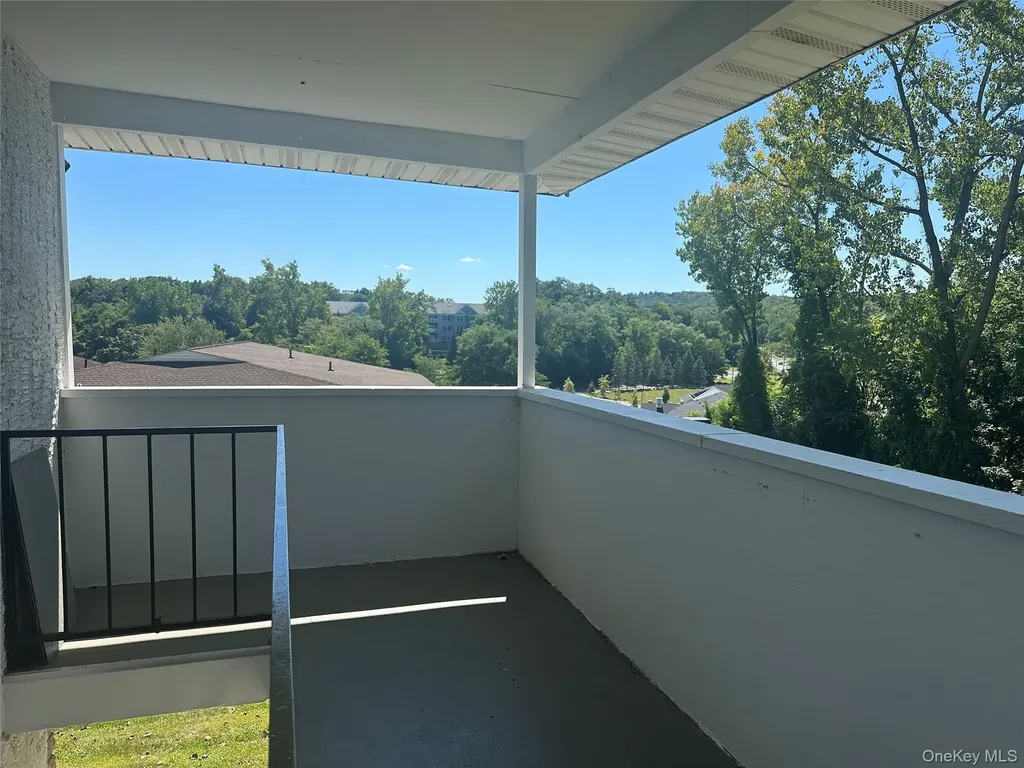 1605 Baldwin Lane Middlehope NY 12550