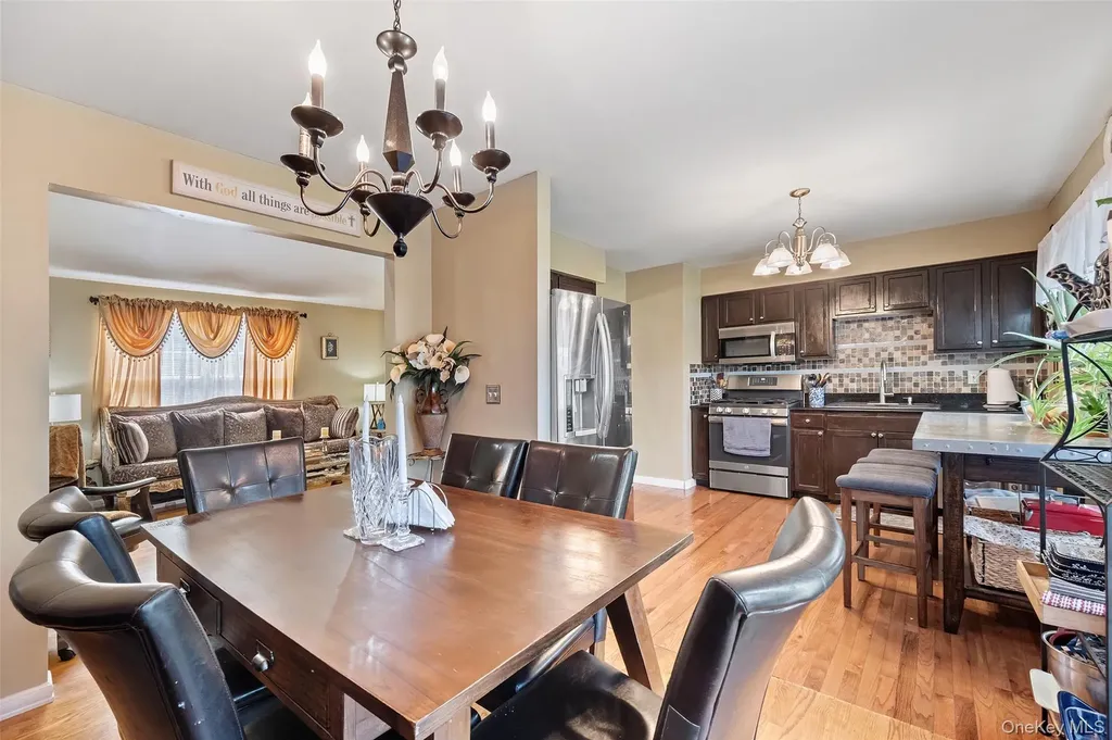 2 Danielle Court Middletown NY 10940