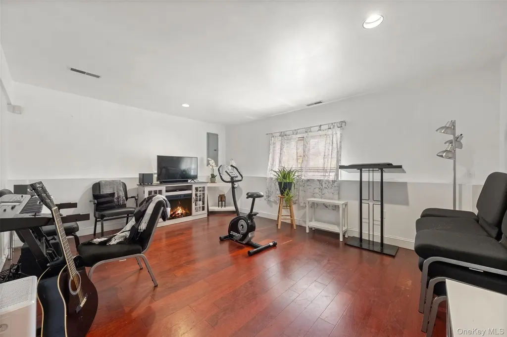 2 Danielle Court Middletown NY 10940