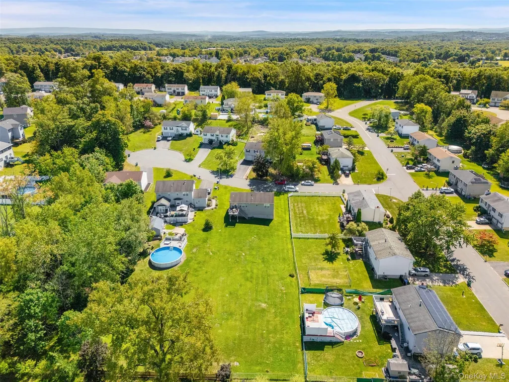 2 Danielle Court Middletown NY 10940