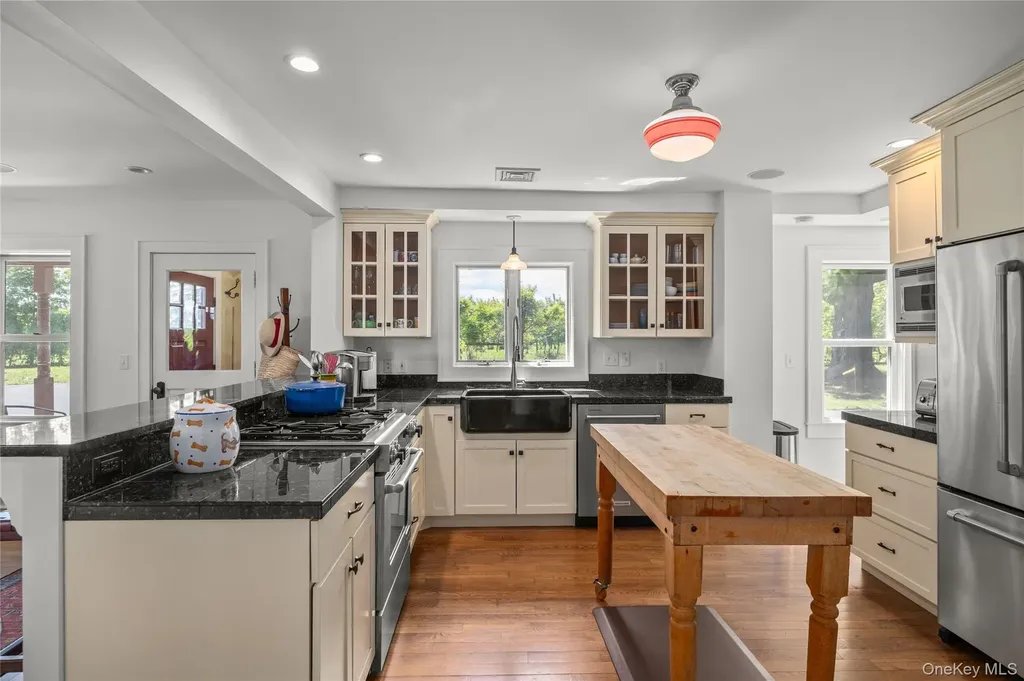 511 County Route 10 Germantown NY 12526