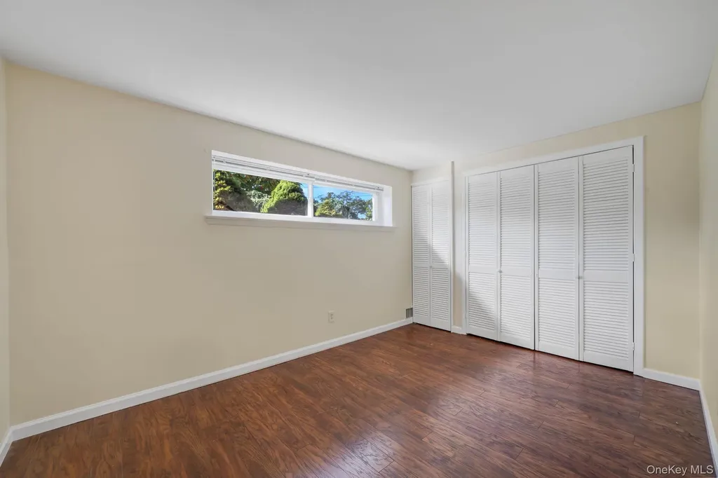 31 Craig Road Islip Terrace NY 11752