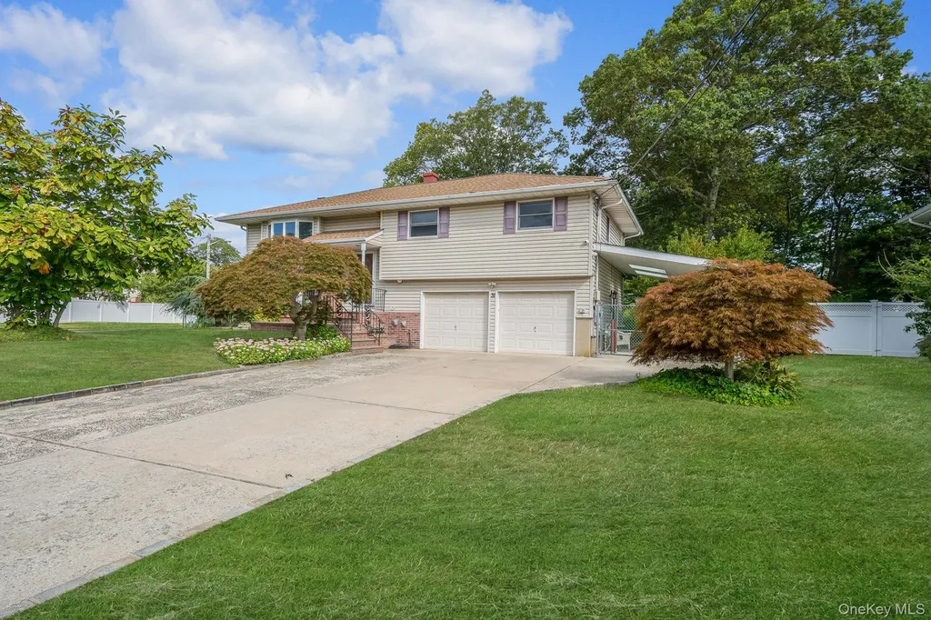 31 Craig Road Islip Terrace NY 11752