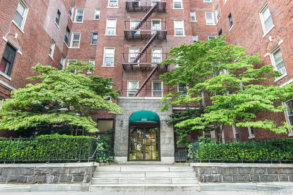 3321 Bruckner Boulevard Bronx NY 10461